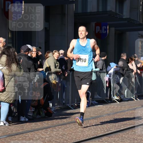 06.10.2024 - 19. swb-Marathon Bremen Strokosch-Dieckow http://msf.ph/oto/7367953 06.10.2024 10:34:15 Laufen 7190, 8442, 8531, 8655, 8681 meine-sportfotos.de