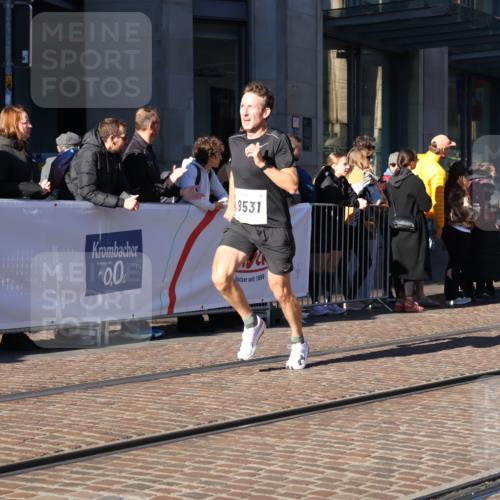 06.10.2024 - 19. swb-Marathon Bremen Strokosch-Dieckow http://msf.ph/oto/7368226 06.10.2024 10:34:29 Laufen 8442, 8531, 8655, 8681, 8791, 8983 meine-sportfotos.de