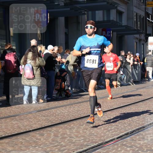 06.10.2024 - 19. swb-Marathon Bremen Strokosch-Dieckow http://msf.ph/oto/7368350 06.10.2024 10:34:40 Laufen 8442, 8577, 8681, 8791, 8983 meine-sportfotos.de