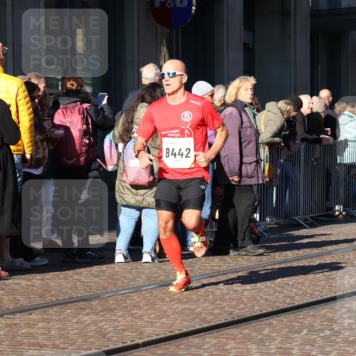 06.10.2024 - 19. swb-Marathon Bremen Strokosch-Dieckow http://msf.ph/oto/7368400 06.10.2024 10:34:41 Laufen 8442, 8577, 8681, 8791, 8983 meine-sportfotos.de