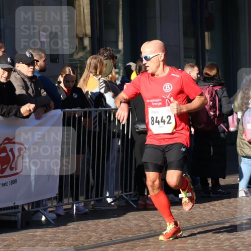 06.10.2024 - 19. swb-Marathon Bremen Strokosch-Dieckow http://msf.ph/oto/7368425 06.10.2024 10:34:41 Laufen 8442, 8577, 8681, 8791, 8983 meine-sportfotos.de
