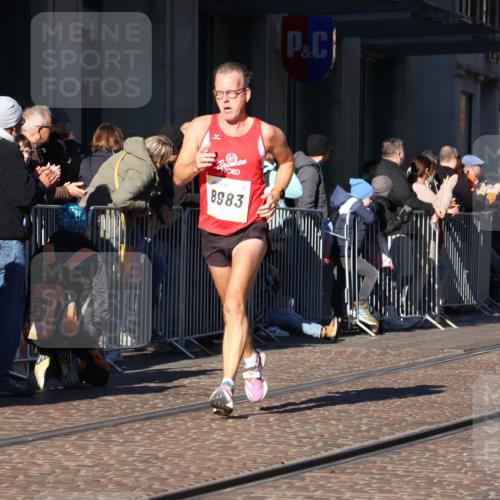 06.10.2024 - 19. swb-Marathon Bremen Strokosch-Dieckow http://msf.ph/oto/7368706 06.10.2024 10:35:03 Laufen 7098, 8577, 8983 meine-sportfotos.de