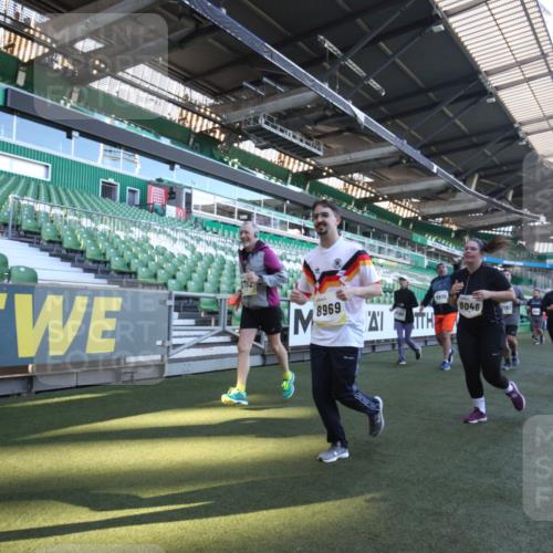 06.10.2024 - 19. swb-Marathon Bremen Yannick Fuchs http://msf.ph/oto/7368817 06.10.2024 10:41:35 Laufen im Stadion 7077, 7078, 7177, 7181, 7309, 7385, 7396, 7520, 7602, 7665, 7668, 7669, 7692, 7712, 7740, 7742, 7765, 7766, 7804, 7810, 7821, 8016, 8046, 8097, 8250, 8320, 8372, 8434, 8482, 8490, 8527, 8528, 8691, 8709, 8762, 8800, 8832, 8844, 8853, 8863, 8935, 8969, 8979, 9030, 9120, 9989 meine-sportfotos.de