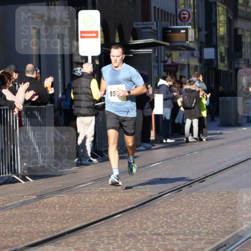 06.10.2024 - 19. swb-Marathon Bremen Strokosch-Dieckow http://msf.ph/oto/7369032 06.10.2024 10:35:50 Laufen 8657, 8788, 8825, 8948 meine-sportfotos.de