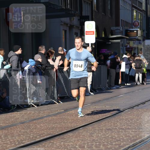06.10.2024 - 19. swb-Marathon Bremen Strokosch-Dieckow http://msf.ph/oto/7369075 06.10.2024 10:35:51 Laufen 8657, 8788, 8825, 8948, 9105 meine-sportfotos.de
