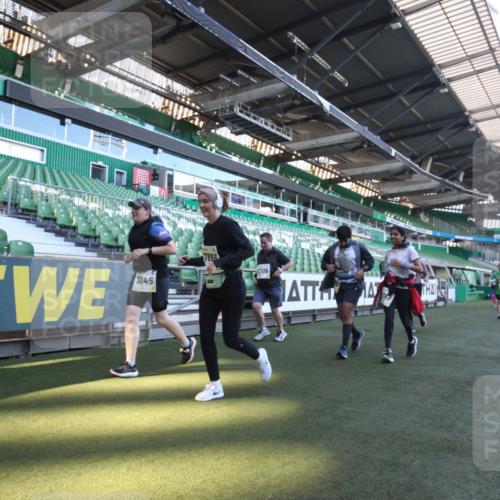 06.10.2024 - 19. swb-Marathon Bremen Yannick Fuchs http://msf.ph/oto/7369223 06.10.2024 10:42:17 Laufen im Stadion 7096, 7097, 7163, 7291, 7309, 7422, 7426, 7483, 7497, 7676, 7712, 7755, 7795, 7866, 7901, 8087, 8299, 8307, 8344, 8386, 8387, 8503, 8669, 8692, 8706, 8882, 8886, 8887, 8917, 8942, 8959, 8976, 9045, 9998 meine-sportfotos.de