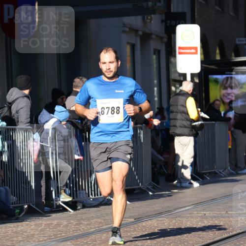06.10.2024 - 19. swb-Marathon Bremen Strokosch-Dieckow http://msf.ph/oto/7369264 06.10.2024 10:35:58 Laufen 8657, 8788, 8825, 8955, 9105 meine-sportfotos.de