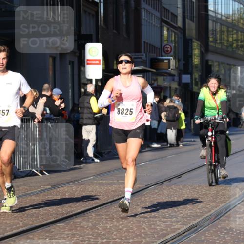 06.10.2024 - 19. swb-Marathon Bremen Strokosch-Dieckow http://msf.ph/oto/7369485 06.10.2024 10:36:16 Laufen 7719, 8657, 8825, 8955, 9105 meine-sportfotos.de