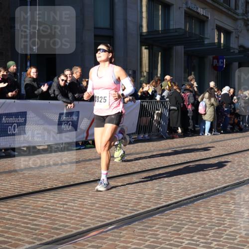 06.10.2024 - 19. swb-Marathon Bremen Strokosch-Dieckow http://msf.ph/oto/7369660 06.10.2024 10:36:19 Laufen 7719, 8657, 8825, 8955, 9105 meine-sportfotos.de