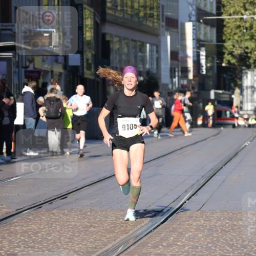 06.10.2024 - 19. swb-Marathon Bremen Strokosch-Dieckow http://msf.ph/oto/7369722 06.10.2024 10:36:25 Laufen 7719, 8955, 9105 meine-sportfotos.de