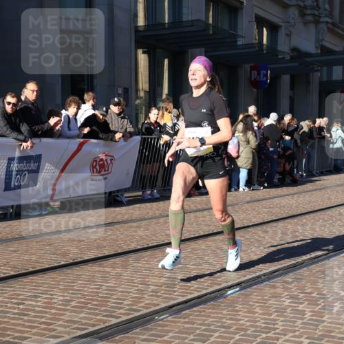 06.10.2024 - 19. swb-Marathon Bremen Strokosch-Dieckow http://msf.ph/oto/7369870 06.10.2024 10:36:29 Laufen 7719, 8093, 8955, 9105 meine-sportfotos.de