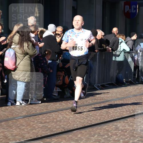 06.10.2024 - 19. swb-Marathon Bremen Strokosch-Dieckow http://msf.ph/oto/7369940 06.10.2024 10:36:34 Laufen 7230, 7719, 8093, 8955 meine-sportfotos.de