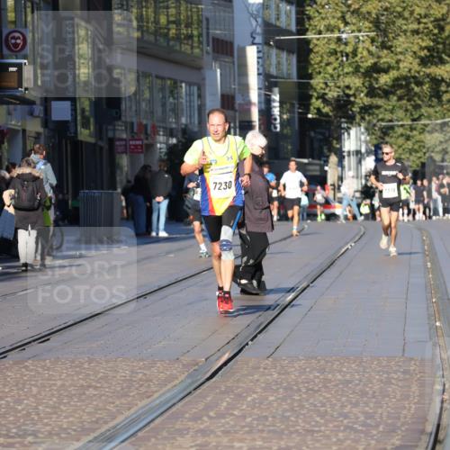 06.10.2024 - 19. swb-Marathon Bremen Strokosch-Dieckow http://msf.ph/oto/7370042 06.10.2024 10:37:00 Laufen 7230, 7376, 7646, 7839, 8093, 8292, 8397, 8797, 8937 meine-sportfotos.de