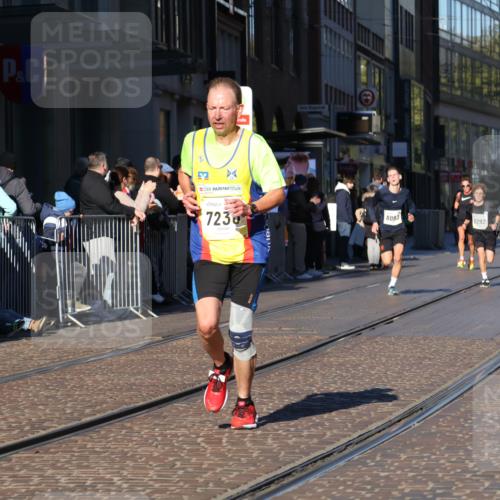 06.10.2024 - 19. swb-Marathon Bremen Strokosch-Dieckow http://msf.ph/oto/7370159 06.10.2024 10:37:05 Laufen 7230, 7376, 7646, 7839, 7963, 8093, 8292, 8397, 8755, 8797, 8937 meine-sportfotos.de