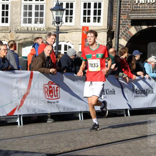 06.10.2024 - 19. swb-Marathon Bremen Strokosch-Dieckow http://msf.ph/oto/7370211 06.10.2024 10:42:02 Ziel 7033, 7081, 7523, 7579, 7605, 8000, 8441, 8992, 9026, 9064, 9082 meine-sportfotos.de