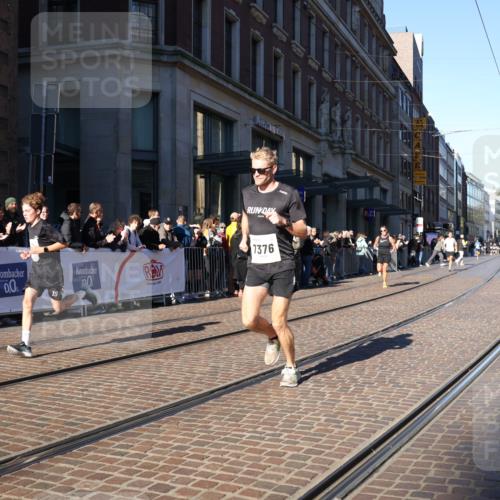 06.10.2024 - 19. swb-Marathon Bremen Strokosch-Dieckow http://msf.ph/oto/7370368 06.10.2024 10:37:14 Laufen 7376, 7646, 7839, 7963, 8292, 8397, 8631, 8755, 8797, 8937 meine-sportfotos.de