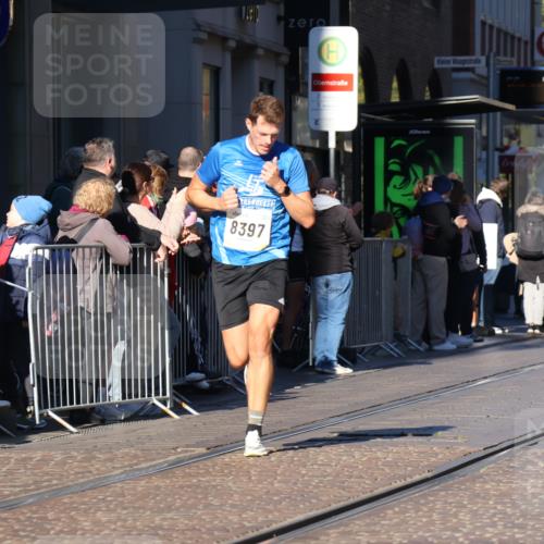 06.10.2024 - 19. swb-Marathon Bremen Strokosch-Dieckow http://msf.ph/oto/7370561 06.10.2024 10:37:24 Laufen 7646, 7839, 7963, 8397, 8583, 8602, 8631, 8755 meine-sportfotos.de