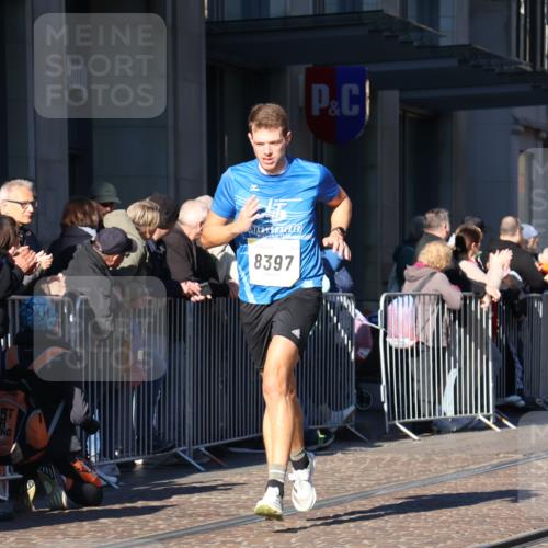06.10.2024 - 19. swb-Marathon Bremen Strokosch-Dieckow http://msf.ph/oto/7370606 06.10.2024 10:37:26 Laufen 7646, 7839, 7963, 8397, 8583, 8602, 8631, 8755 meine-sportfotos.de