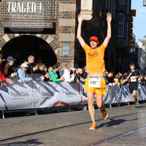 06.10.2024 - 19. swb-Marathon Bremen Strokosch-Dieckow http://msf.ph/oto/7370687 06.10.2024 10:42:10 Ziel 7081, 7363, 7496, 7523, 7579, 7605, 8000, 8060, 8441, 8654, 8785, 8796, 8992, 9082 meine-sportfotos.de