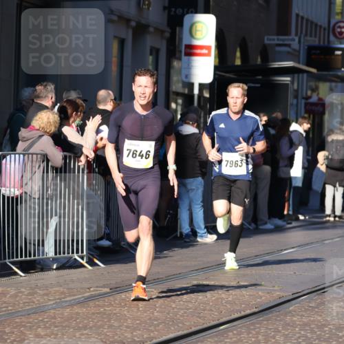 06.10.2024 - 19. swb-Marathon Bremen Strokosch-Dieckow http://msf.ph/oto/7370772 06.10.2024 10:37:34 Laufen 7019, 7646, 7839, 7963, 8583, 8602, 8631, 8755 meine-sportfotos.de