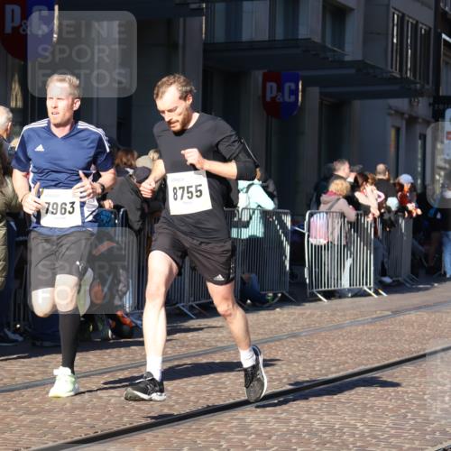 06.10.2024 - 19. swb-Marathon Bremen Strokosch-Dieckow http://msf.ph/oto/7370932 06.10.2024 10:37:38 Laufen 7019, 7963, 8198, 8583, 8602, 8631, 8755 meine-sportfotos.de