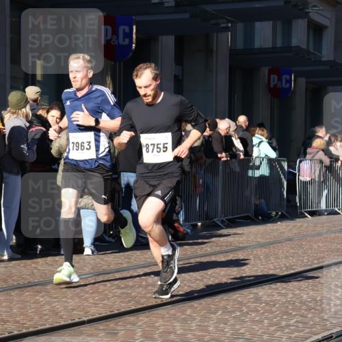 06.10.2024 - 19. swb-Marathon Bremen Strokosch-Dieckow http://msf.ph/oto/7370945 06.10.2024 10:37:38 Laufen 7019, 7963, 8198, 8583, 8602, 8631, 8755 meine-sportfotos.de