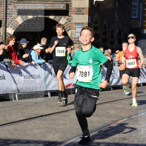 06.10.2024 - 19. swb-Marathon Bremen Strokosch-Dieckow http://msf.ph/oto/7371097 06.10.2024 10:42:13 Ziel 7081, 7363, 7496, 7523, 7579, 7605, 8000, 8060, 8441, 8654, 8785, 8796, 9082 meine-sportfotos.de
