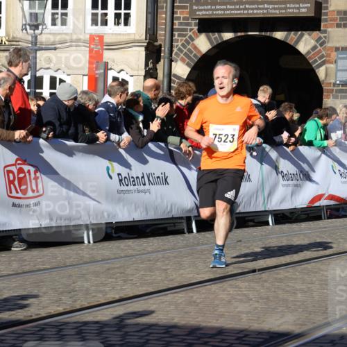 06.10.2024 - 19. swb-Marathon Bremen Strokosch-Dieckow http://msf.ph/oto/7371290 06.10.2024 10:42:15 Ziel 7081, 7363, 7496, 7523, 7605, 8000, 8060, 8209, 8226, 8654, 8785, 8796, 8813, 9082 meine-sportfotos.de