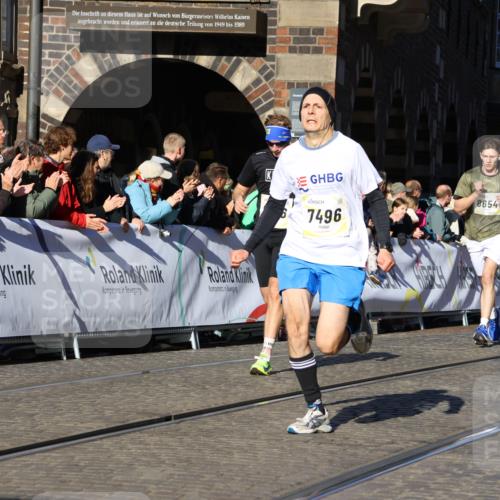 06.10.2024 - 19. swb-Marathon Bremen Strokosch-Dieckow http://msf.ph/oto/7371561 06.10.2024 10:42:23 Ziel 7363, 7496, 7536, 8060, 8209, 8226, 8654, 8785, 8796, 8813, 9124 meine-sportfotos.de