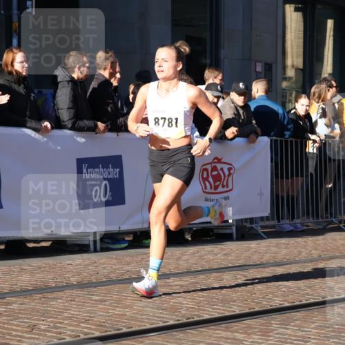 06.10.2024 - 19. swb-Marathon Bremen Strokosch-Dieckow http://msf.ph/oto/7371615 06.10.2024 10:38:35 Laufen 7655, 7993, 8466, 8781, 8956, 9122 meine-sportfotos.de