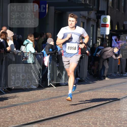 06.10.2024 - 19. swb-Marathon Bremen Strokosch-Dieckow http://msf.ph/oto/7371633 06.10.2024 10:38:39 Laufen 7157, 7655, 7993, 8275, 8466, 8956, 9122 meine-sportfotos.de