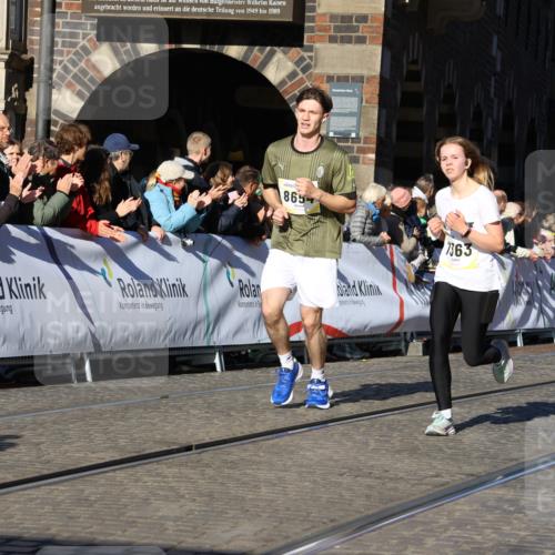06.10.2024 - 19. swb-Marathon Bremen Strokosch-Dieckow http://msf.ph/oto/7371665 06.10.2024 10:42:24 Ziel 7363, 7496, 7536, 8060, 8209, 8226, 8654, 8749, 8785, 8796, 8813, 9124 meine-sportfotos.de