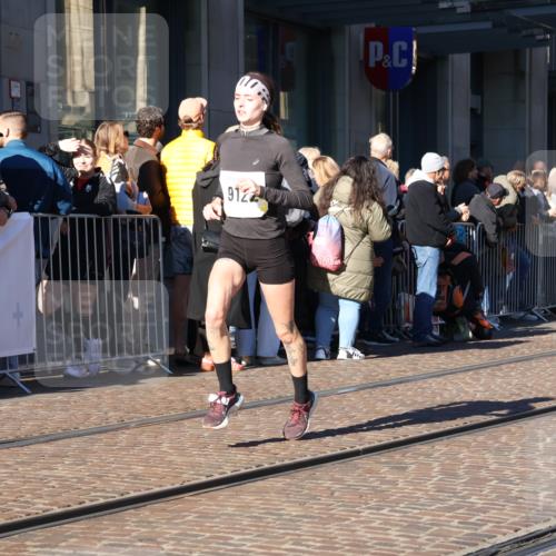 06.10.2024 - 19. swb-Marathon Bremen Strokosch-Dieckow http://msf.ph/oto/7371785 06.10.2024 10:38:49 Laufen 7105, 7157, 7655, 7993, 8275, 8466, 9033, 9122 meine-sportfotos.de