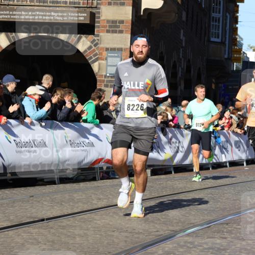 06.10.2024 - 19. swb-Marathon Bremen Strokosch-Dieckow http://msf.ph/oto/7371952 06.10.2024 10:42:29 Ziel 7363, 7536, 7584, 8209, 8226, 8311, 8654, 8749, 8813, 9124 meine-sportfotos.de