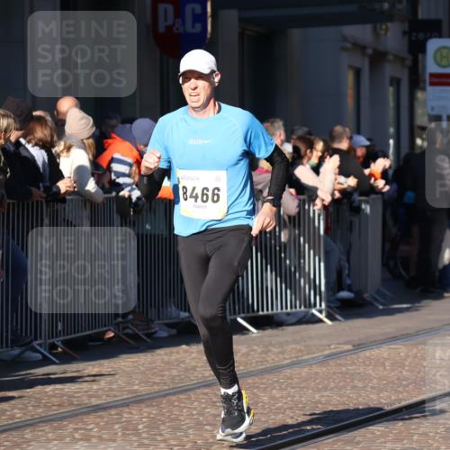 06.10.2024 - 19. swb-Marathon Bremen Strokosch-Dieckow http://msf.ph/oto/7372122 06.10.2024 10:39:07 Laufen 7105, 7157, 8275, 8466, 8511, 9033, 9056 meine-sportfotos.de