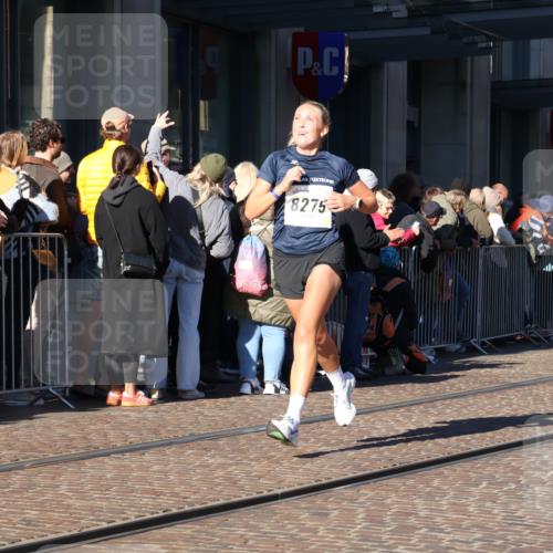 06.10.2024 - 19. swb-Marathon Bremen Strokosch-Dieckow http://msf.ph/oto/7372317 06.10.2024 10:39:12 Laufen 7105, 7157, 8275, 8466, 8511, 9033, 9056 meine-sportfotos.de