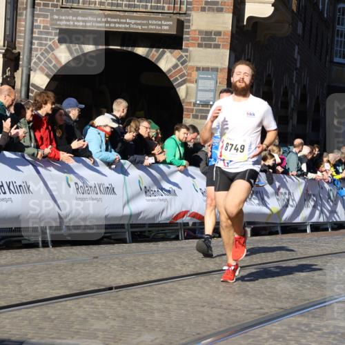 06.10.2024 - 19. swb-Marathon Bremen Strokosch-Dieckow http://msf.ph/oto/7372369 06.10.2024 10:42:41 Ziel 7128, 7197, 7259, 7536, 7584, 7906, 8311, 8481, 8749 meine-sportfotos.de