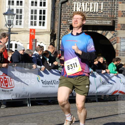 06.10.2024 - 19. swb-Marathon Bremen Strokosch-Dieckow http://msf.ph/oto/7372528 06.10.2024 10:42:44 Ziel 7128, 7197, 7259, 7584, 7906, 8311, 8481, 8749 meine-sportfotos.de