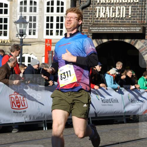 06.10.2024 - 19. swb-Marathon Bremen Strokosch-Dieckow http://msf.ph/oto/7372589 06.10.2024 10:42:44 Ziel 7128, 7197, 7259, 7584, 7906, 8311, 8481, 8749 meine-sportfotos.de