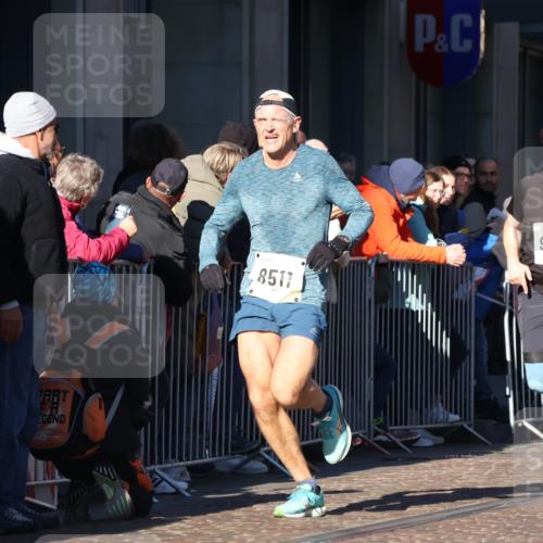 06.10.2024 - 19. swb-Marathon Bremen Strokosch-Dieckow http://msf.ph/oto/7372660 06.10.2024 10:39:27 Laufen 7105, 7649, 8341, 8511, 8627, 9036, 9056, 9087 meine-sportfotos.de