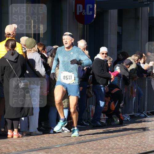 06.10.2024 - 19. swb-Marathon Bremen Strokosch-Dieckow http://msf.ph/oto/7372713 06.10.2024 10:39:29 Laufen 7649, 8341, 8447, 8511, 8627, 8974, 9036, 9056, 9087 meine-sportfotos.de