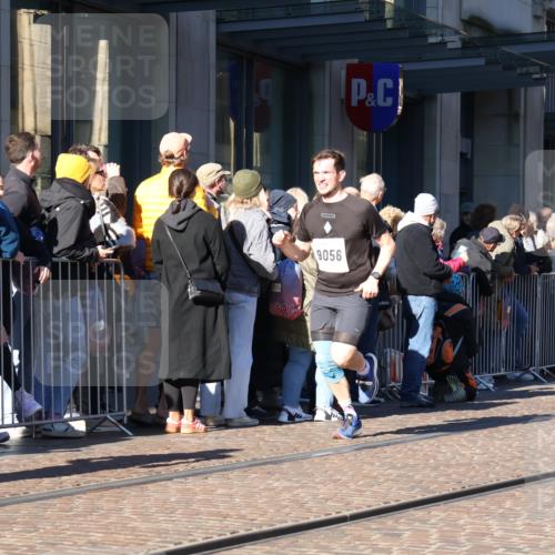 06.10.2024 - 19. swb-Marathon Bremen Strokosch-Dieckow http://msf.ph/oto/7372763 06.10.2024 10:39:30 Laufen 7649, 8341, 8447, 8511, 8627, 8974, 9036, 9056, 9087 meine-sportfotos.de