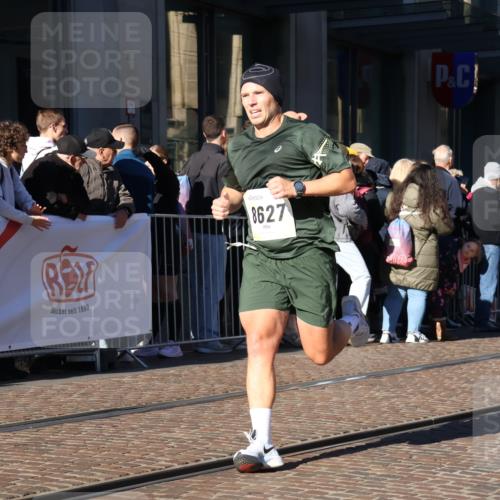 06.10.2024 - 19. swb-Marathon Bremen Strokosch-Dieckow http://msf.ph/oto/7373124 06.10.2024 10:39:56 Laufen 7649, 7738, 8220, 8341, 8390, 8447, 8627, 8726, 8784, 8974 meine-sportfotos.de