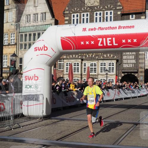 06.10.2024 - 19. swb-Marathon Bremen Luisa Fischer http://msf.ph/oto/7373157 06.10.2024 10:37:21 Ziel 7230, 7376, 8093, 8292 meine-sportfotos.de