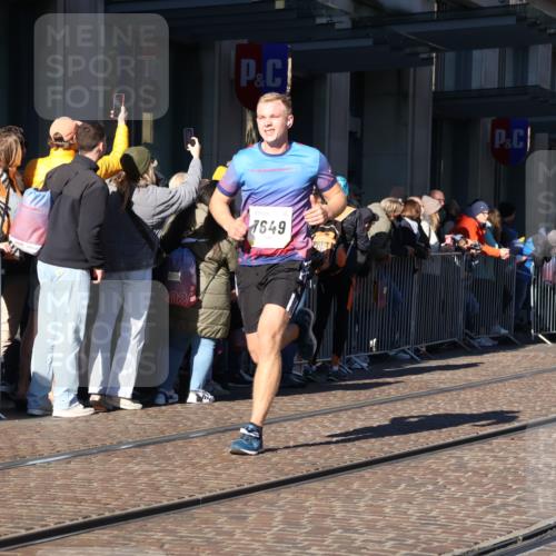 06.10.2024 - 19. swb-Marathon Bremen Strokosch-Dieckow http://msf.ph/oto/7373231 06.10.2024 10:40:02 Laufen 7649, 7738, 8120, 8220, 8390, 8447, 8544, 8726, 8784, 8974, 9052 meine-sportfotos.de