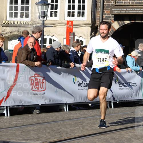 06.10.2024 - 19. swb-Marathon Bremen Strokosch-Dieckow http://msf.ph/oto/7373285 06.10.2024 10:42:58 Ziel 7197, 7259, 7283, 7650, 7756, 7771, 8228, 8313, 8905 meine-sportfotos.de