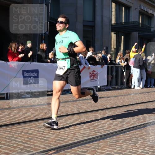 06.10.2024 - 19. swb-Marathon Bremen Strokosch-Dieckow http://msf.ph/oto/7373367 06.10.2024 10:40:06 Laufen 7649, 7738, 8120, 8180, 8220, 8390, 8447, 8544, 8726, 8784, 8974, 9052 meine-sportfotos.de