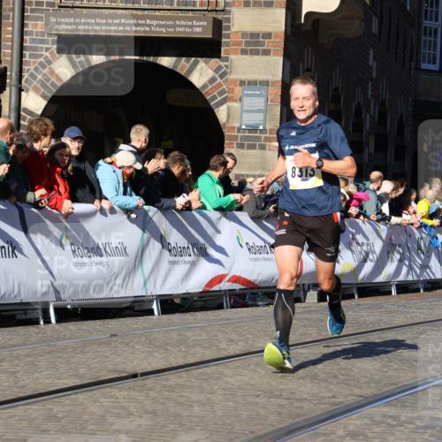 06.10.2024 - 19. swb-Marathon Bremen Strokosch-Dieckow http://msf.ph/oto/7373404 06.10.2024 10:43:02 Ziel 7141, 7197, 7283, 7571, 7650, 7756, 7771, 7826, 8228, 8313, 8905, 9061 meine-sportfotos.de
