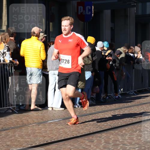 06.10.2024 - 19. swb-Marathon Bremen Strokosch-Dieckow http://msf.ph/oto/7373576 06.10.2024 10:40:25 Laufen 7196, 7738, 7743, 7964, 8120, 8180, 8220, 8329, 8331, 8383, 8390, 8544, 8642, 8726, 8784, 8831, 9019, 9052 meine-sportfotos.de