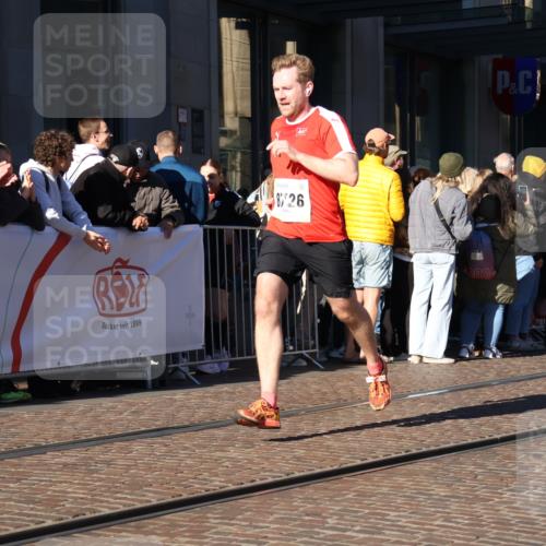 06.10.2024 - 19. swb-Marathon Bremen Strokosch-Dieckow http://msf.ph/oto/7373603 06.10.2024 10:40:26 Laufen 7196, 7738, 7743, 7964, 8095, 8120, 8180, 8220, 8329, 8331, 8383, 8390, 8544, 8642, 8726, 8784, 8831, 9019, 9052 meine-sportfotos.de
